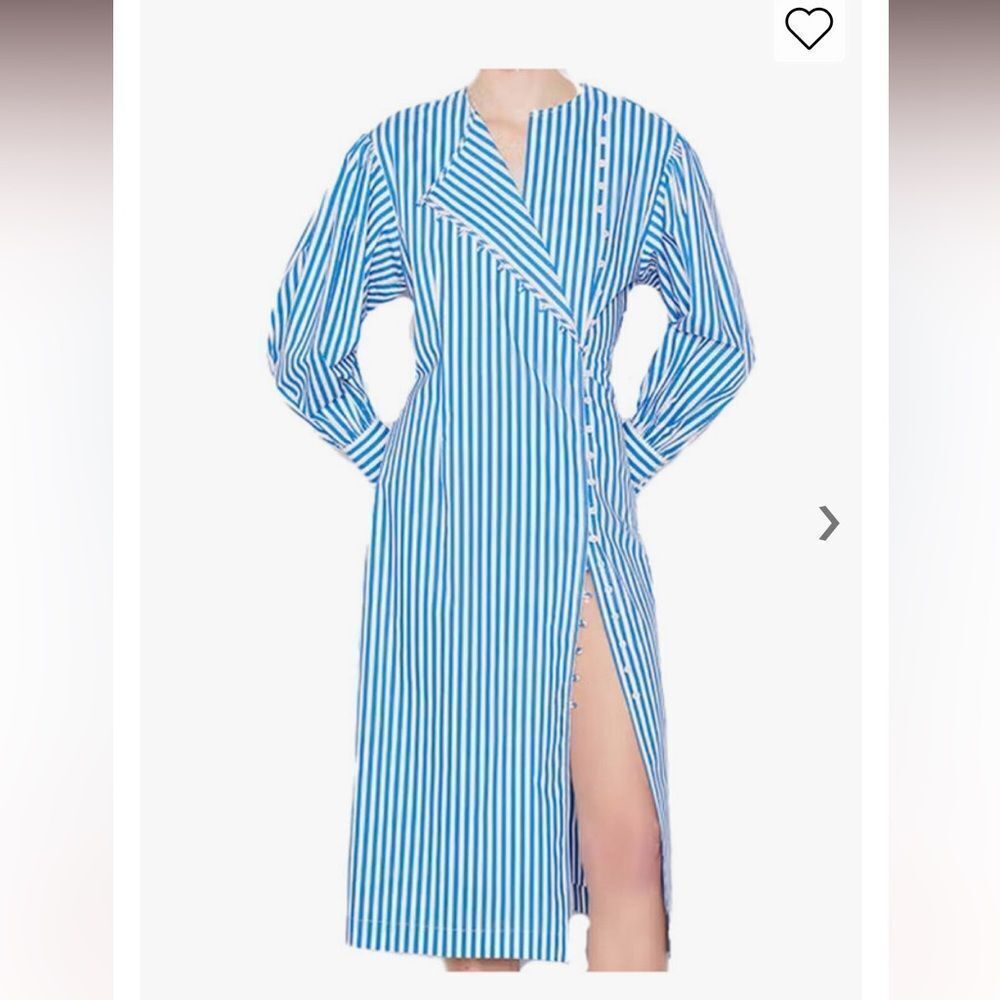 Frame Jet Stream Button Detail Dress - Picture 2 of 10
